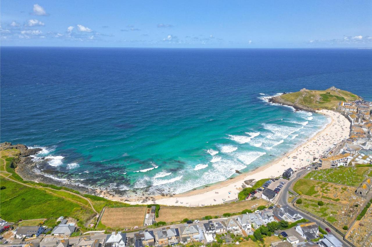 Seabreeze 3 - Seaview & Parking Apartment St Ives  Exterior photo